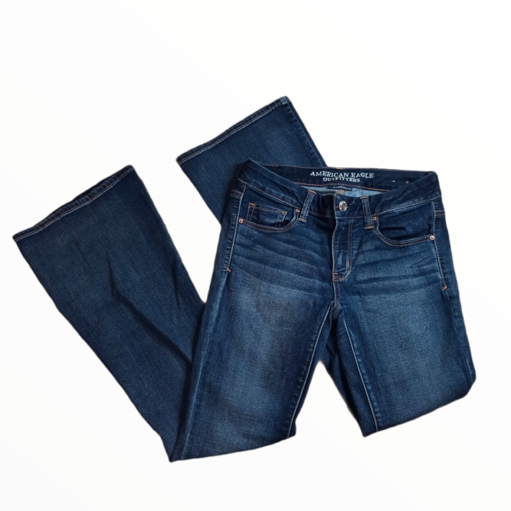 American Eagle Hi-Rise Boho Flare Darkwash Super Stretch Jeans Womens Size 4.